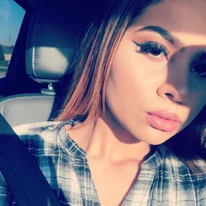 Meet your Posher, Victoria